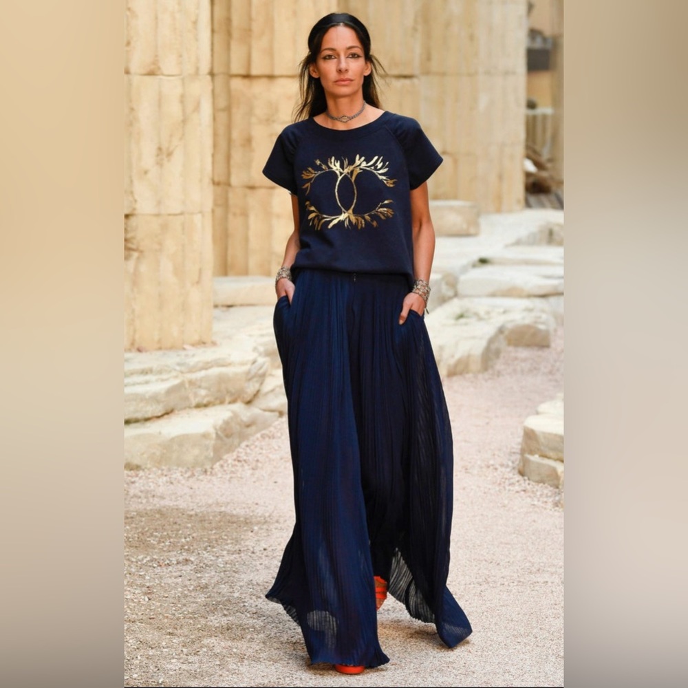 Chanel Wide Leg Pleated Pants 34